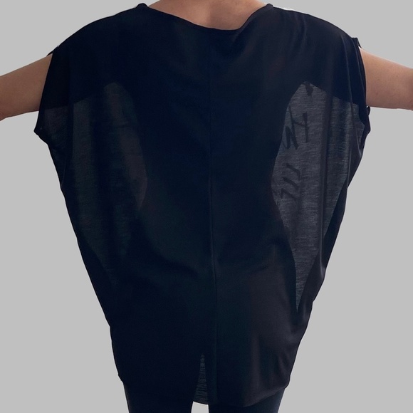 Zara Top, Size Medium - Picture 9 of 11